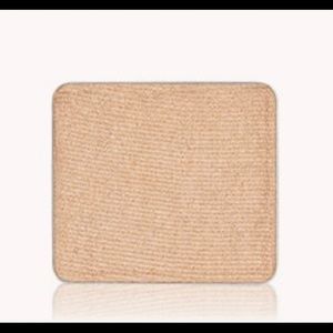 Aveda- petal essence™ single eye color - Opal